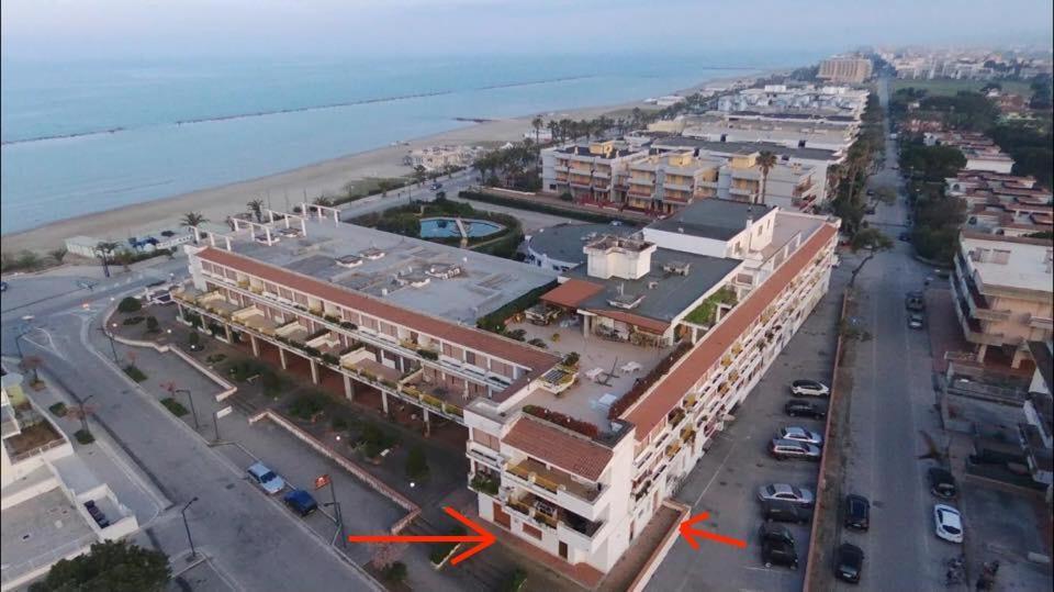 Le Rose Beach&Suites Martinsicuro Exterior foto